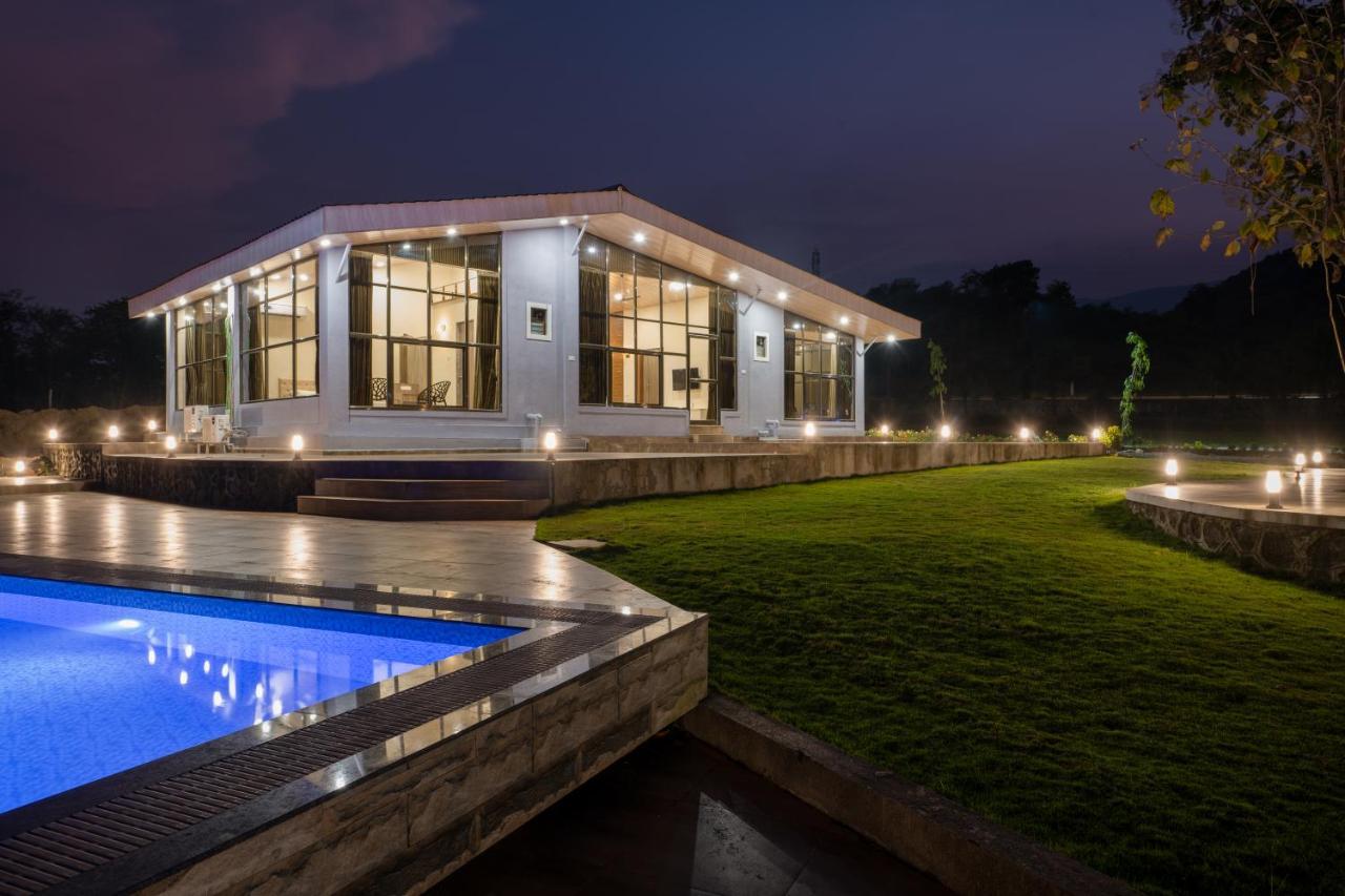 Hillrock Resort & Villas, Neral-Карджат Екстериор снимка