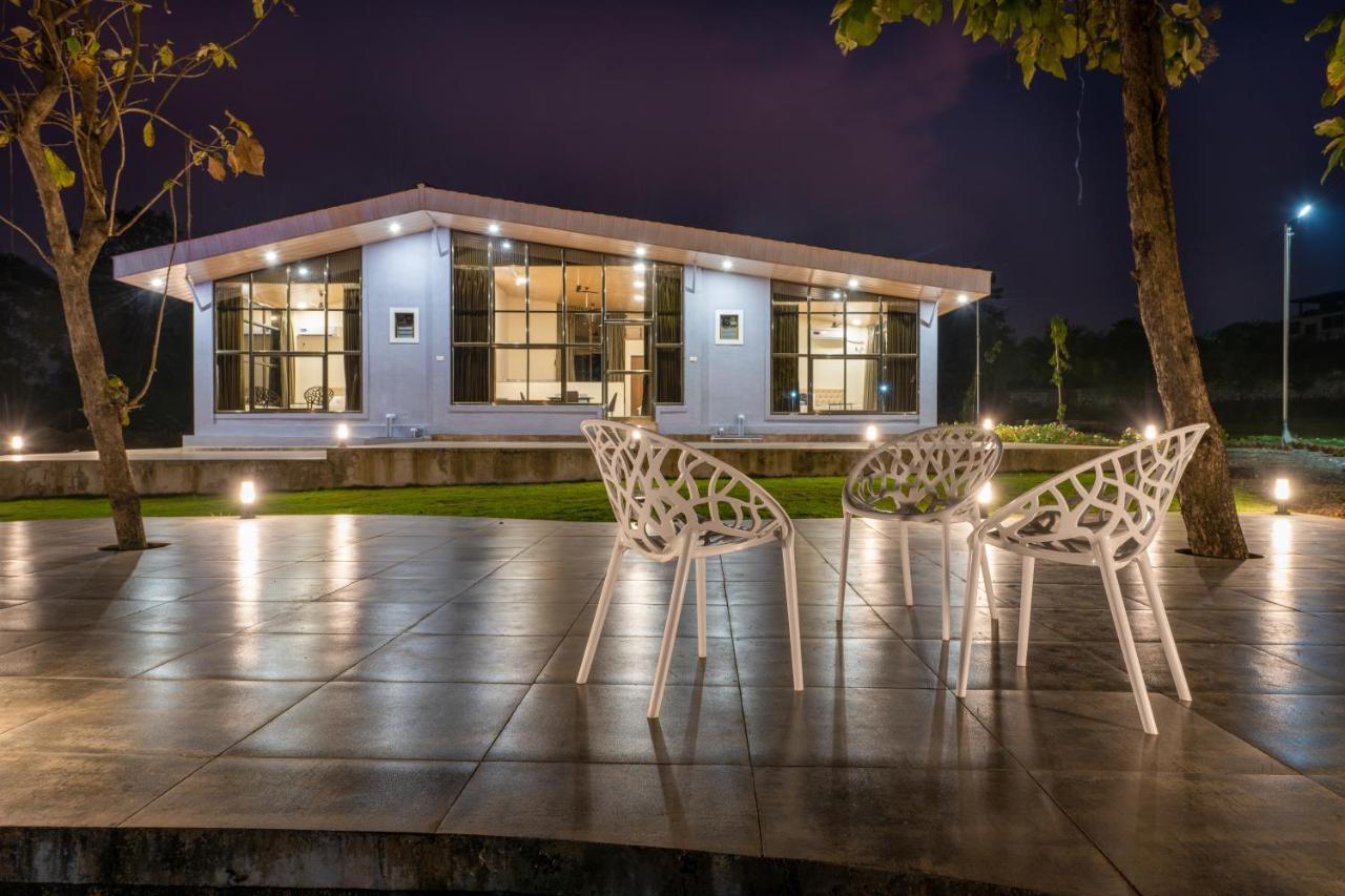 Hillrock Resort & Villas, Neral-Карджат Екстериор снимка