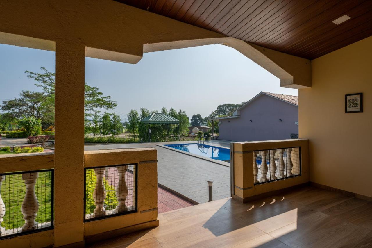 Hillrock Resort & Villas, Neral-Карджат Екстериор снимка