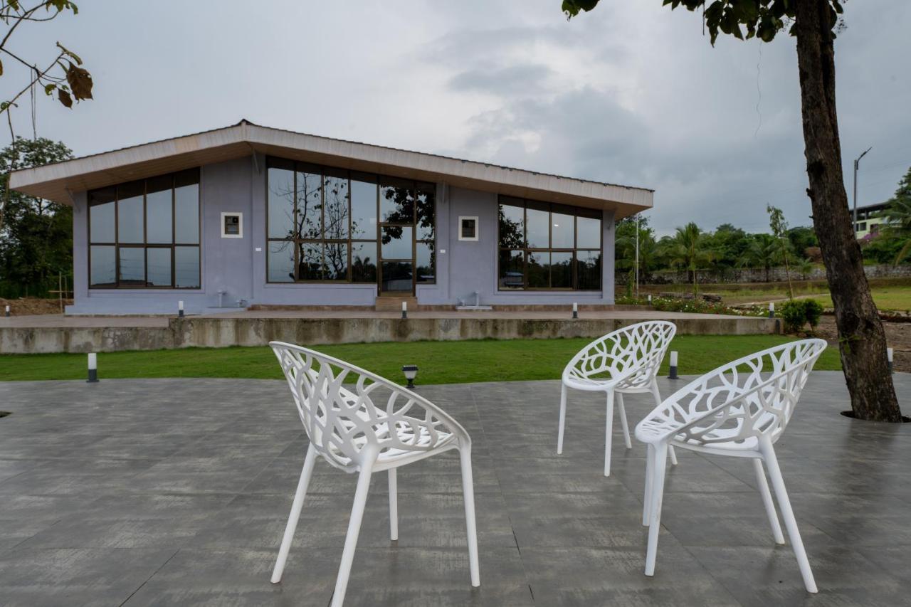 Hillrock Resort & Villas, Neral-Карджат Екстериор снимка