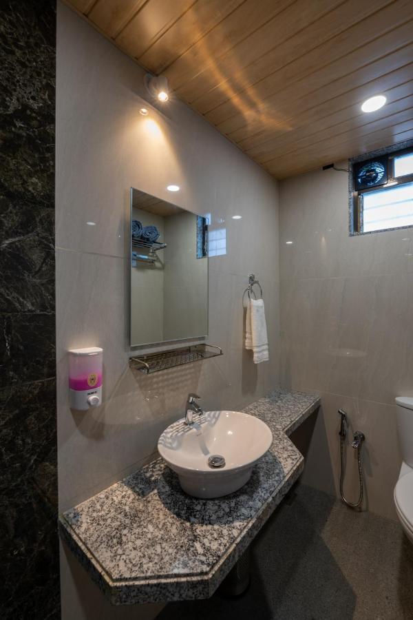 Hillrock Resort & Villas, Neral-Карджат Екстериор снимка
